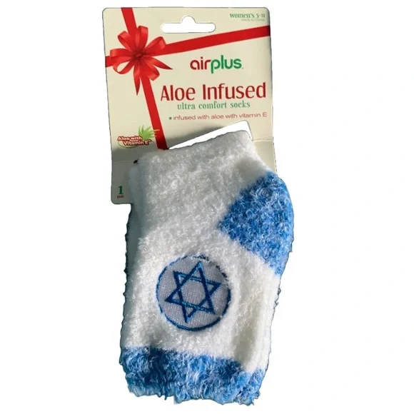 NWT HOT SOX & AIRPLUS Women’s 3 pc Novelty Hanukkah Holiday Crew Sock Bundle - Picture 6 of 8